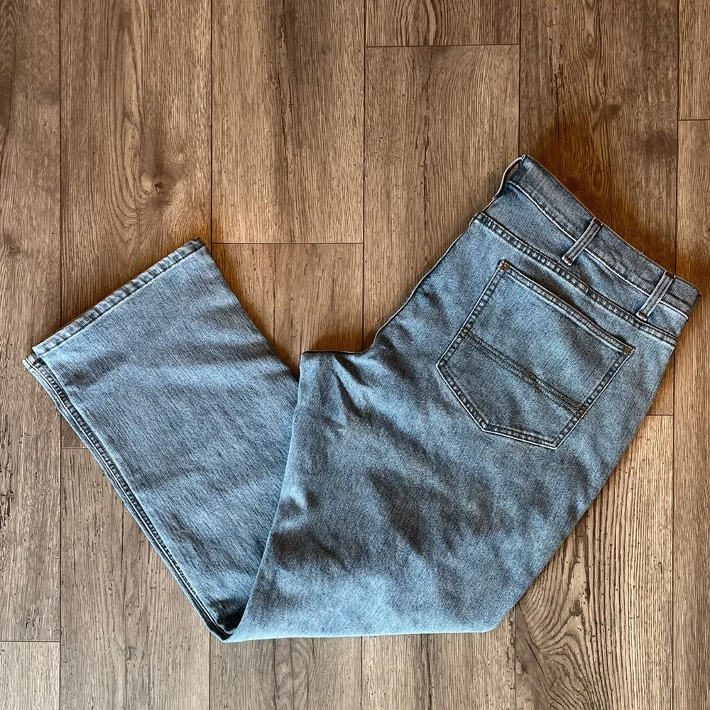 RedHead Bass Pro Shop Men’s Relaxed Fit Light Wash Denim Jeans Blue 42x34 NWOT